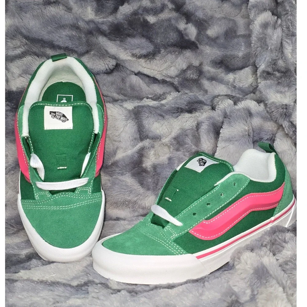 NWB Vans Knu Skool Suede Youth‎ Green Pink Skate Shoes Size 6.5